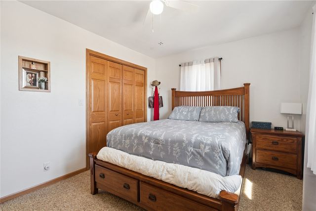 7812 Wieneke Circle SW, Cedar Rapids, IA 52404