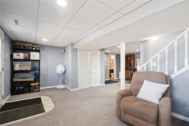 7812 Wieneke Circle SW, Cedar Rapids, IA 52404