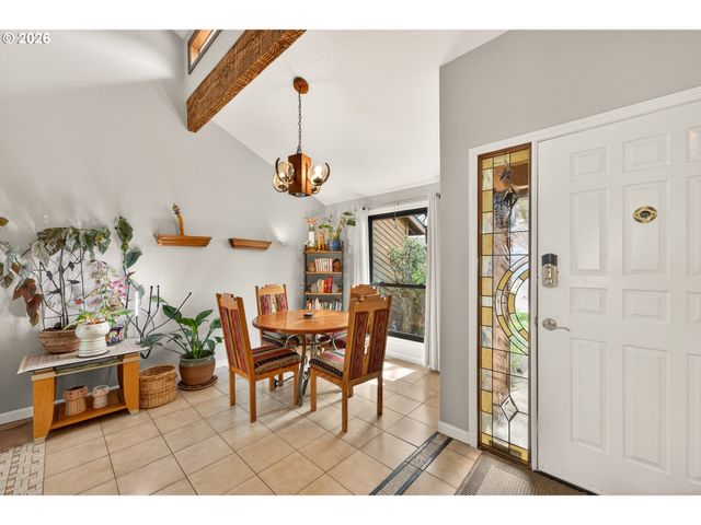 945 WILLAMINA Ave, Forest Grove, OR 97116