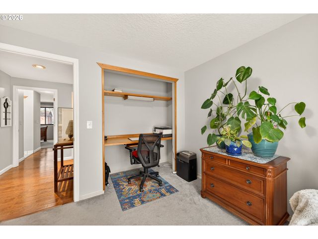 945 WILLAMINA Ave, Forest Grove, OR 97116