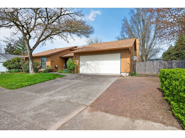 945 WILLAMINA Ave, Forest Grove, OR 97116