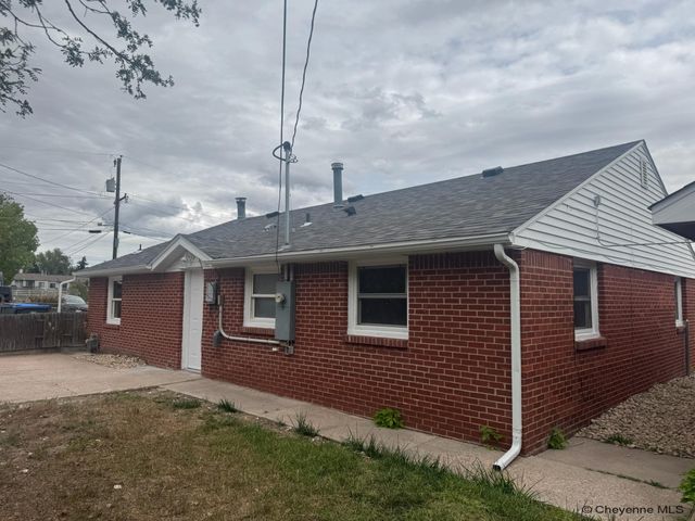 4784 VOSLER PL, Cheyenne, WY 82009
