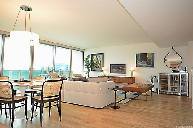 1177 Queen Street 4408, Honolulu, HI 96814