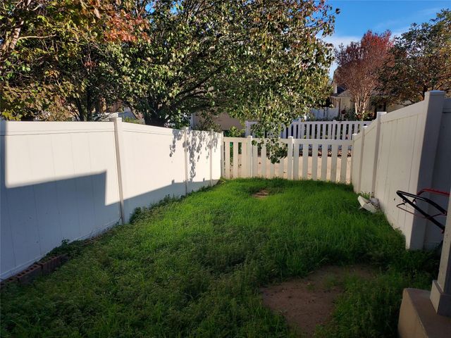 802 Bull Creek PKWY, Cedar Park, TX 78613