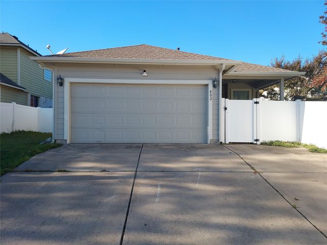 802 Bull Creek PKWY, Cedar Park, TX 78613