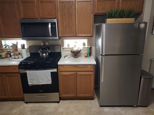 802 Bull Creek PKWY, Cedar Park, TX 78613