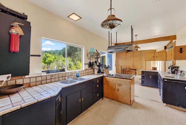 4180 Glenwood Drive, Scotts Valley, CA 95066