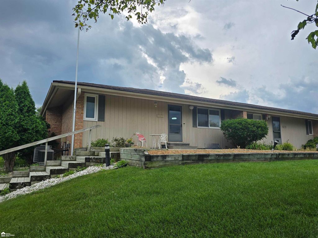 5282 McCandlish Road, Grand Blanc, MI 48439