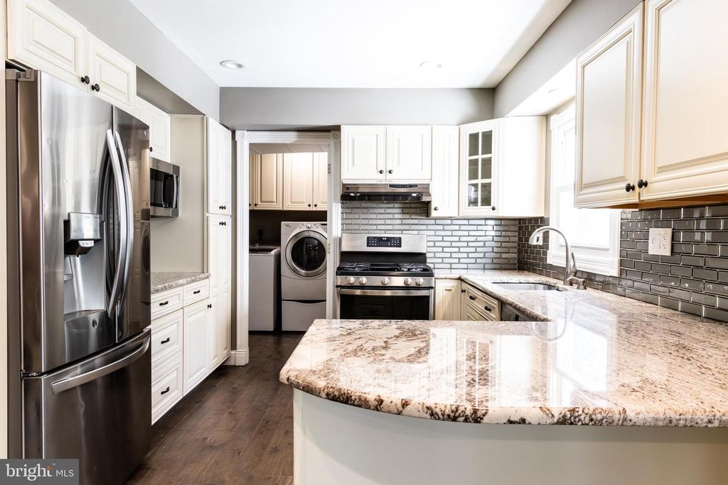 Image 2 of property listing at 2602 KEATON PL, Bowie, MD 20715