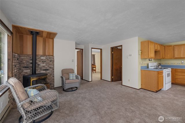 131 N Fairway Drive W, Hoodsport, WA 98548