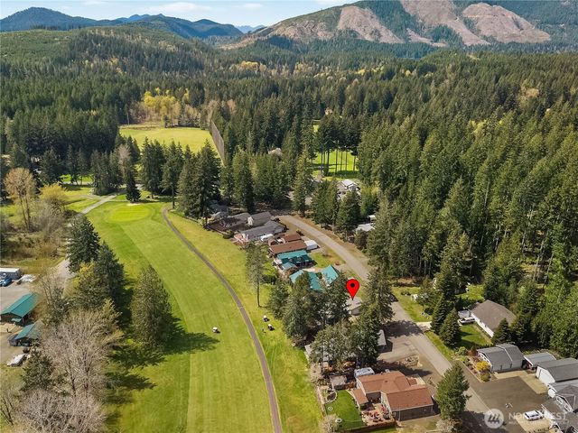 131 N Fairway Drive W, Hoodsport, WA 98548