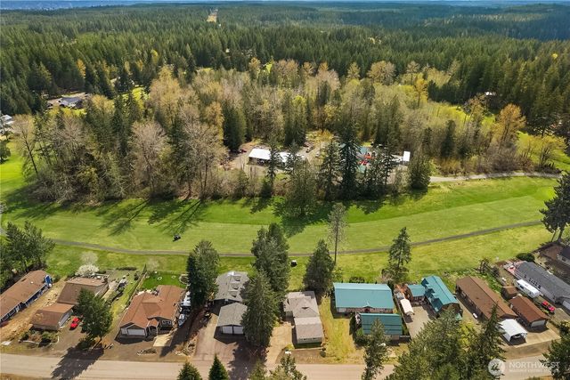 131 N Fairway Drive W, Hoodsport, WA 98548
