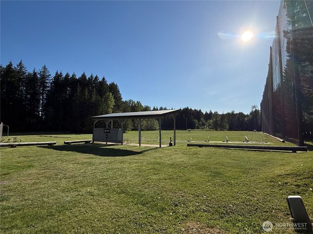 131 N Fairway Drive W, Hoodsport, WA 98548