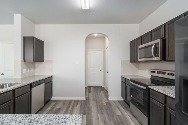3622 Judges Drive, Ennis, TX 75119