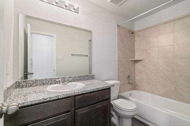 3622 Judges Drive, Ennis, TX 75119