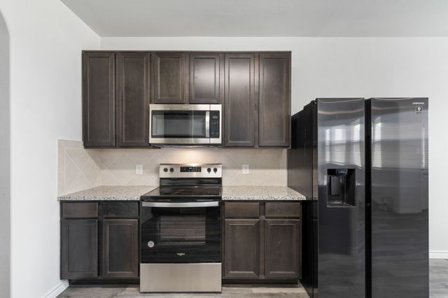 3622 Judges Drive, Ennis, TX 75119