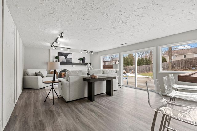 2680 Holly Lane N, Plymouth, MN 55447