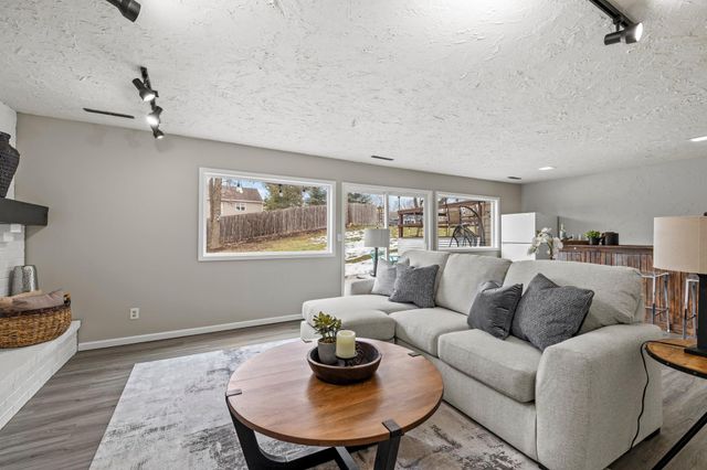 2680 Holly Lane N, Plymouth, MN 55447