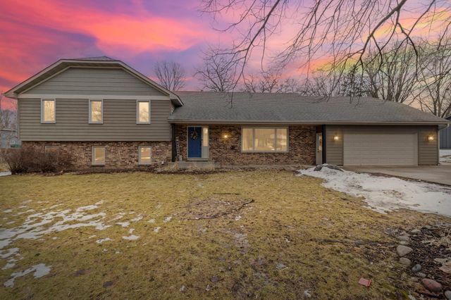 2680 Holly Lane N, Plymouth, MN 55447