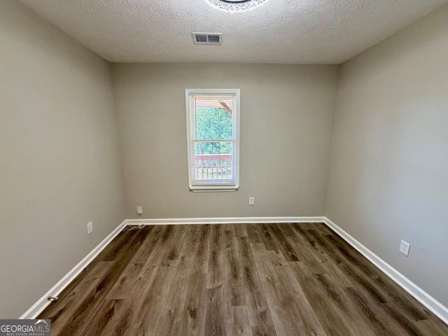 285 Lakeshore Drive, Stockbridge, GA 30281