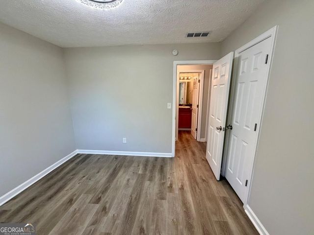 285 Lakeshore Drive, Stockbridge, GA 30281