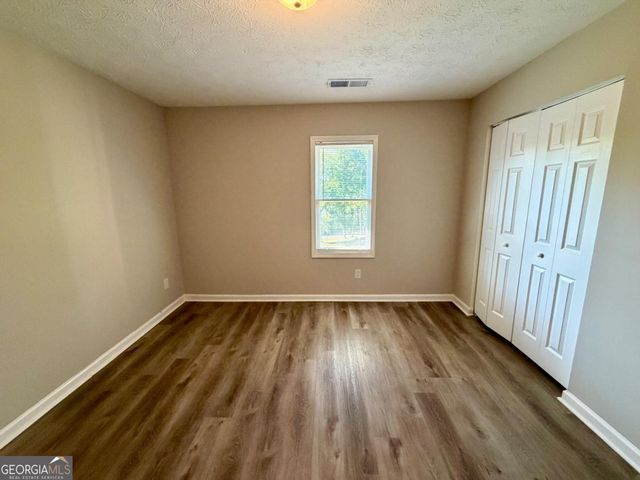 285 Lakeshore Drive, Stockbridge, GA 30281