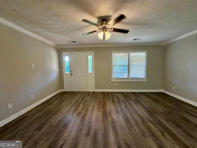 285 Lakeshore Drive, Stockbridge, GA 30281