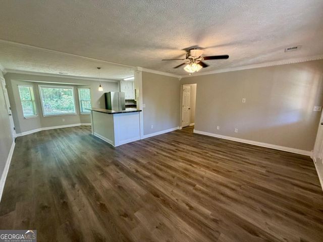 285 Lakeshore Drive, Stockbridge, GA 30281