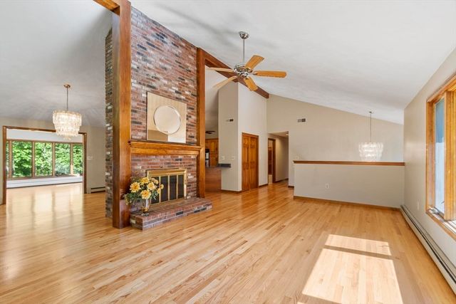 4 Douglas Avenue, Wilmington, MA 01887