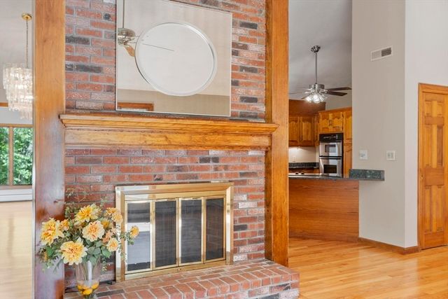 4 Douglas Avenue, Wilmington, MA 01887