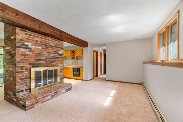 4 Douglas Avenue, Wilmington, MA 01887