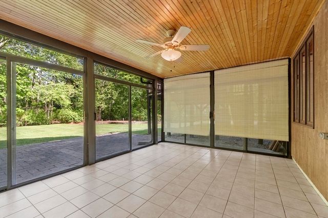 4 Douglas Avenue, Wilmington, MA 01887