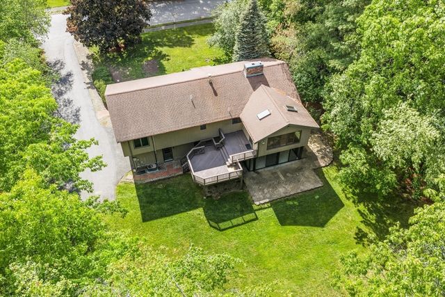 4 Douglas Avenue, Wilmington, MA 01887