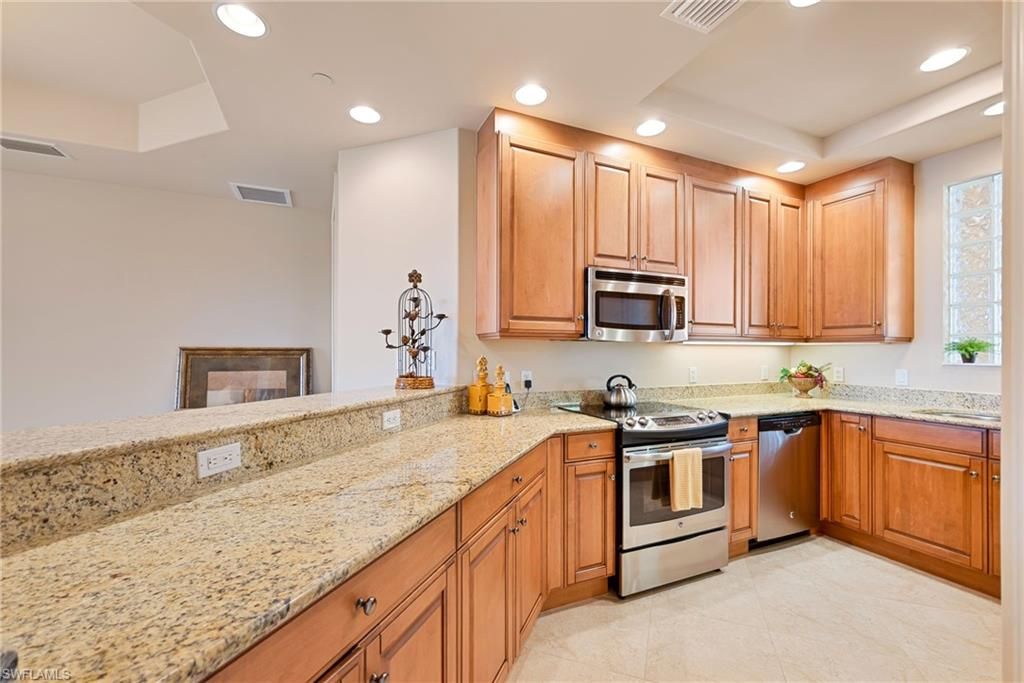 580 El Camino Real 3705, NAPLES, FL 34119 — photo 4