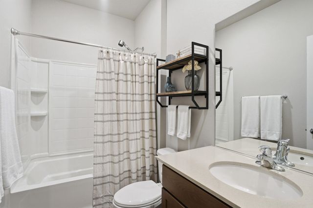 20659 E Valley Vista Dr, Liberty Lake, WA 99019