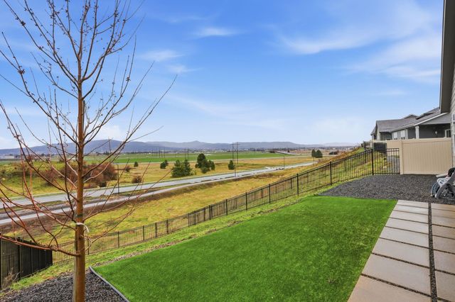 20659 E Valley Vista Dr, Liberty Lake, WA 99019