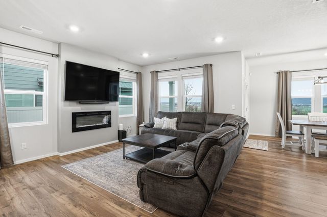 20659 E Valley Vista Dr, Liberty Lake, WA 99019