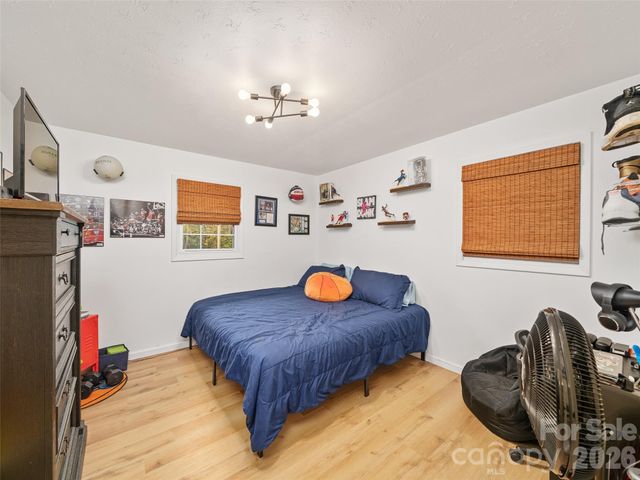 1030 Hughes Gap Road, Bakersville, NC 28705