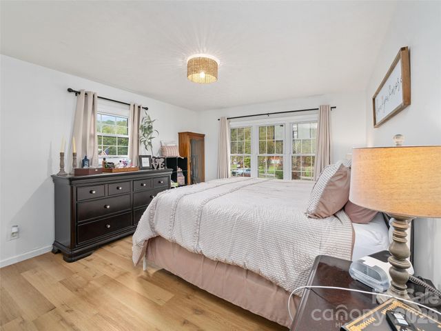 1030 Hughes Gap Road, Bakersville, NC 28705