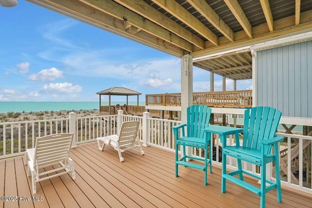 4005 E Beach Drive, Oak Island, NC 28465