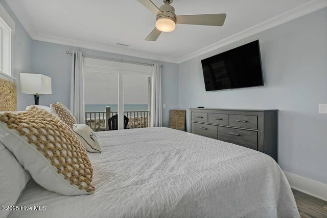 4005 E Beach Drive, Oak Island, NC 28465