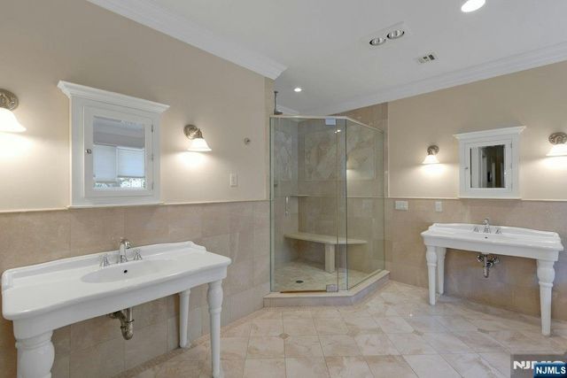 42 Warren Lane, Alpine, NJ 07620