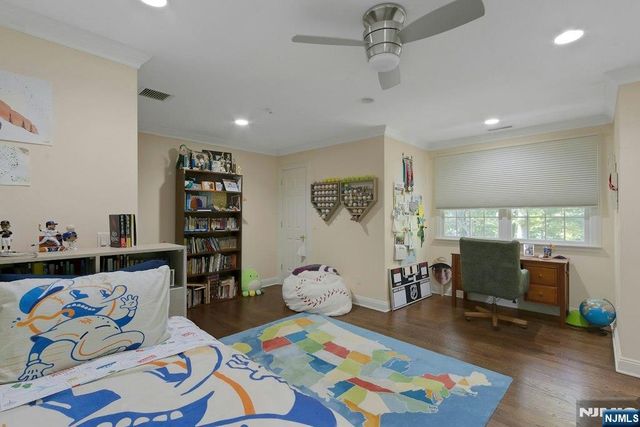 42 Warren Lane, Alpine, NJ 07620