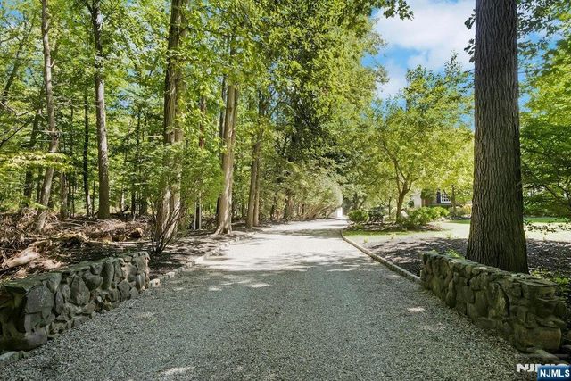 42 Warren Lane, Alpine, NJ 07620