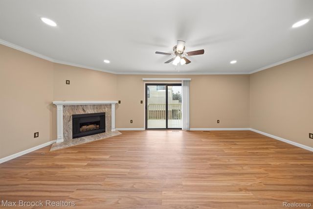 5605 DRAKE HOLLOW Drive W Unit 41, West Bloomfield Charter Township, MI 48322