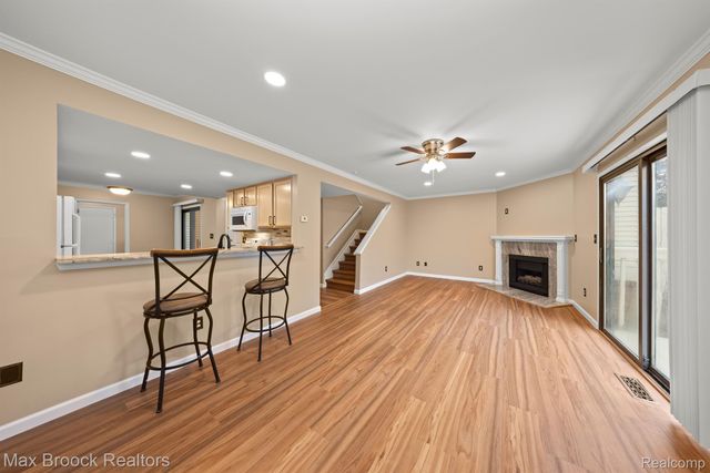 5605 DRAKE HOLLOW Drive W Unit 41, West Bloomfield Charter Township, MI 48322