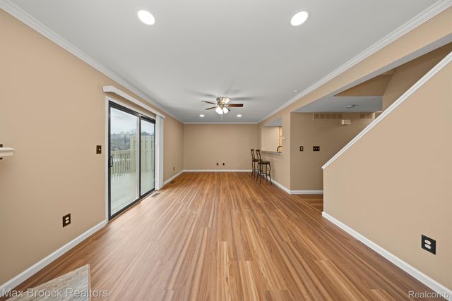 5605 DRAKE HOLLOW Drive W Unit 41, West Bloomfield Charter Township, MI 48322