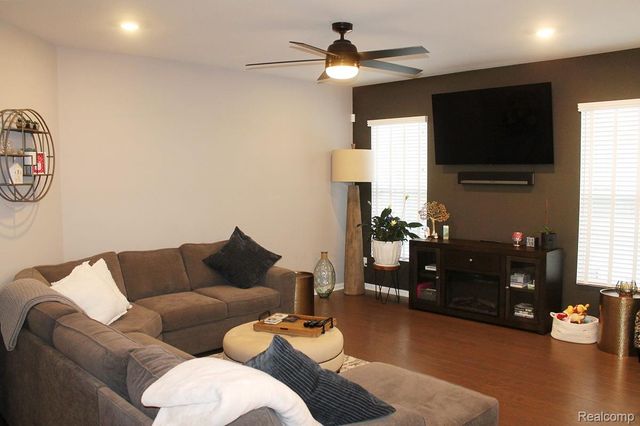 3761 Park Creek Lane, Canton Charter Township, MI 48188