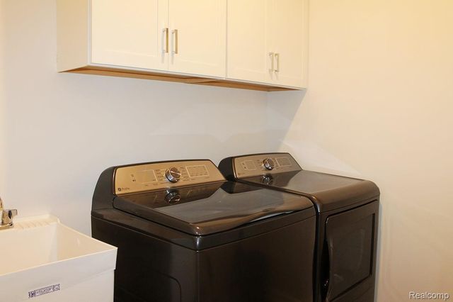 3761 Park Creek Lane, Canton Charter Township, MI 48188