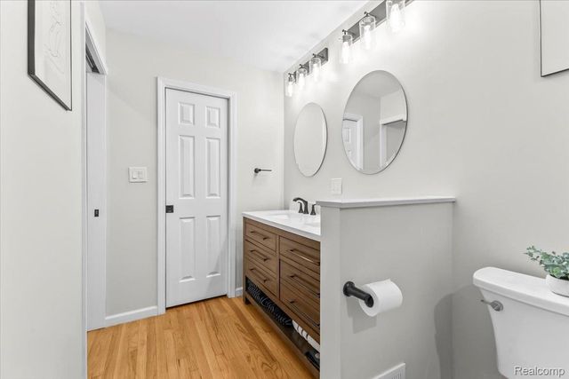 24280 Ridgedale Street, Oak Park, MI 48237